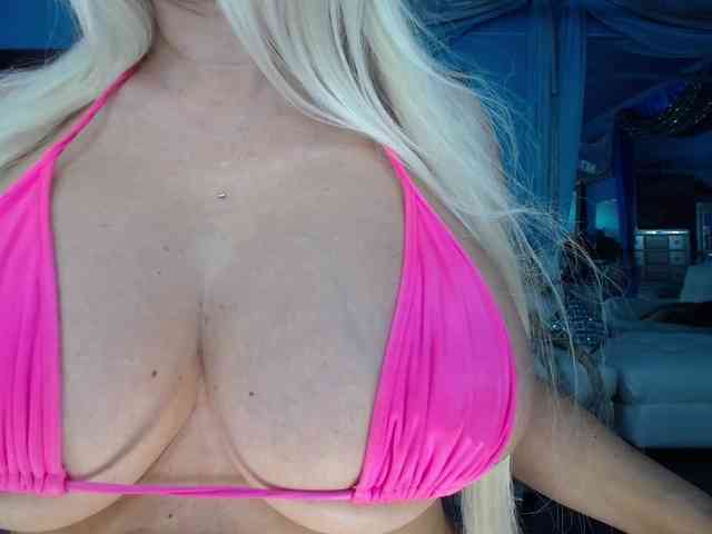 adrianna_fox webcam