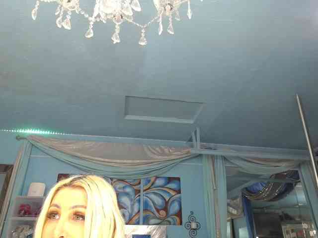adrianna_fox webcam