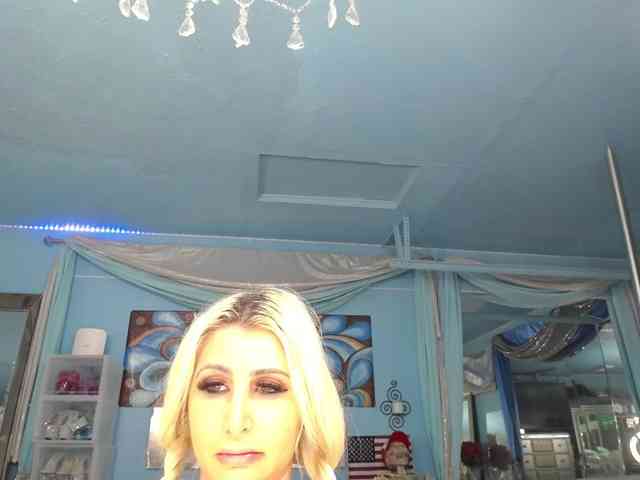 adrianna_fox webcam