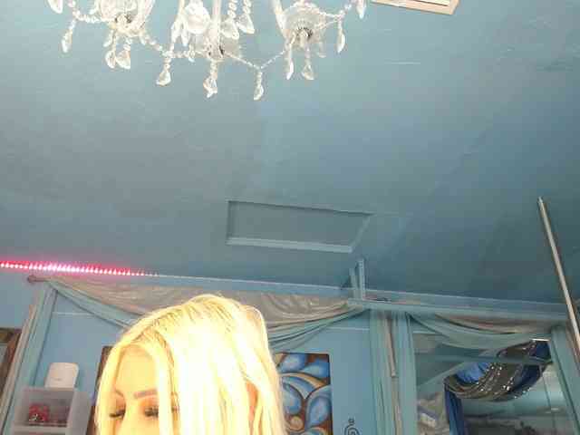 adrianna_fox
