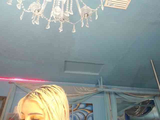 adrianna_fox webcam