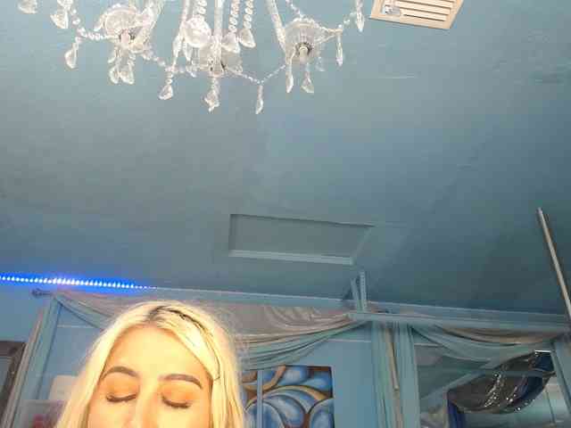adrianna_fox webcam