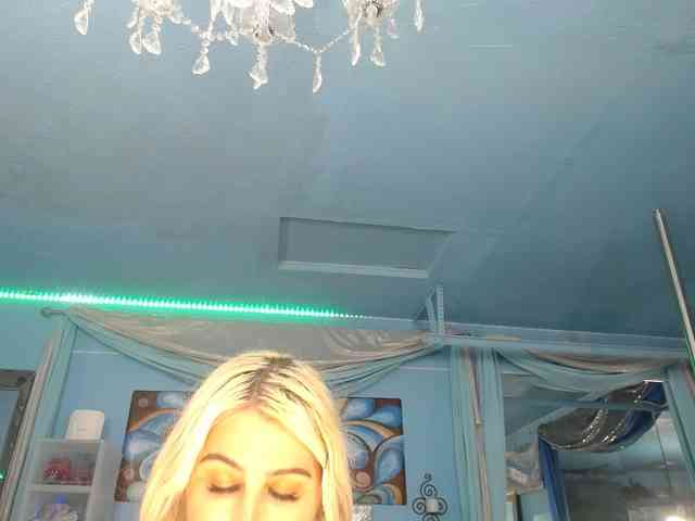 adrianna_fox webcam