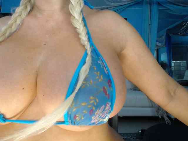 adrianna_fox webcam