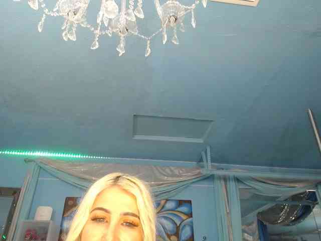 adrianna_fox webcam