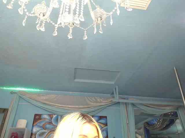 adrianna_fox webcam