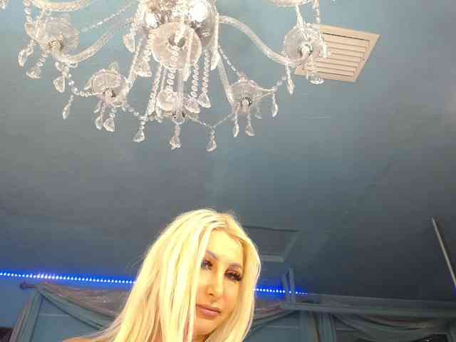 adrianna_fox