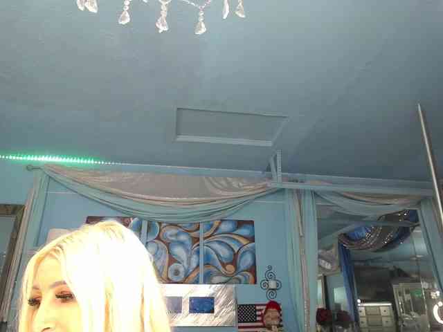 adrianna_fox