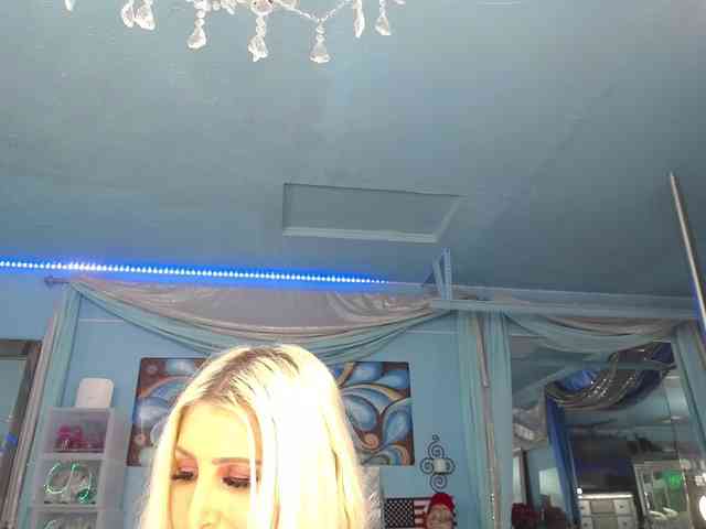 adrianna_fox webcam