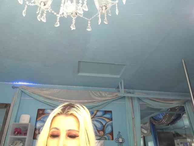 adrianna_fox adrianna_fox