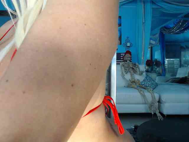 adrianna_fox webcam