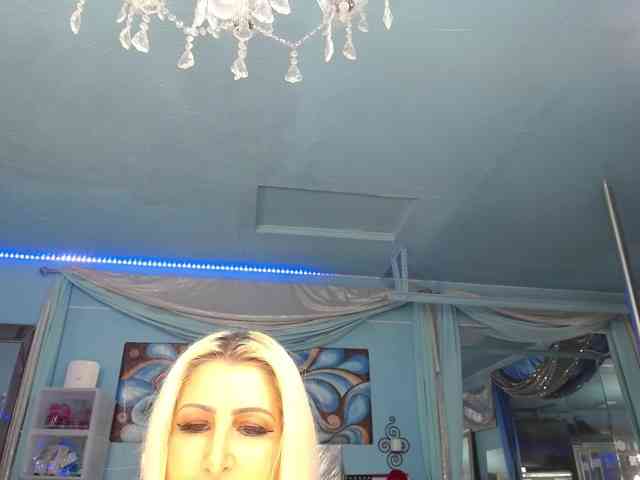 adrianna_fox