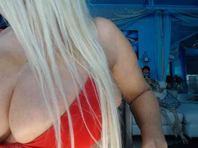 adrianna_fox