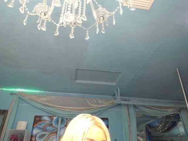 adrianna_fox webcam