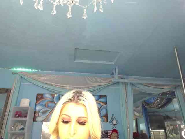 adrianna_fox