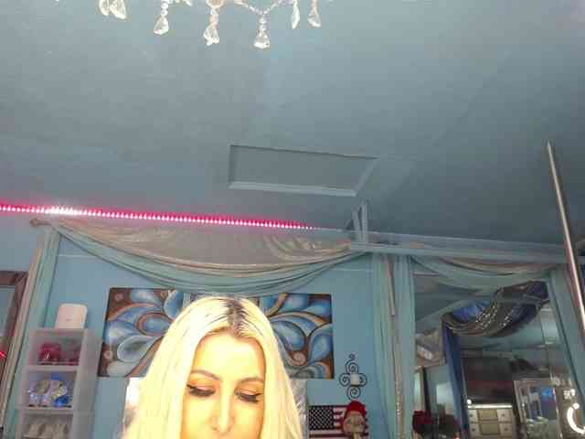 adrianna_fox webcam