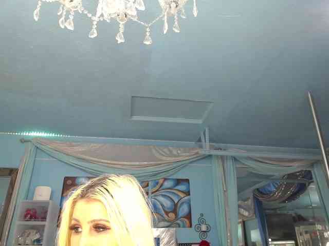 adrianna_fox