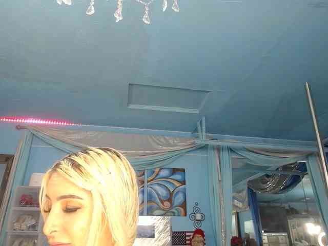 adrianna_fox webcam