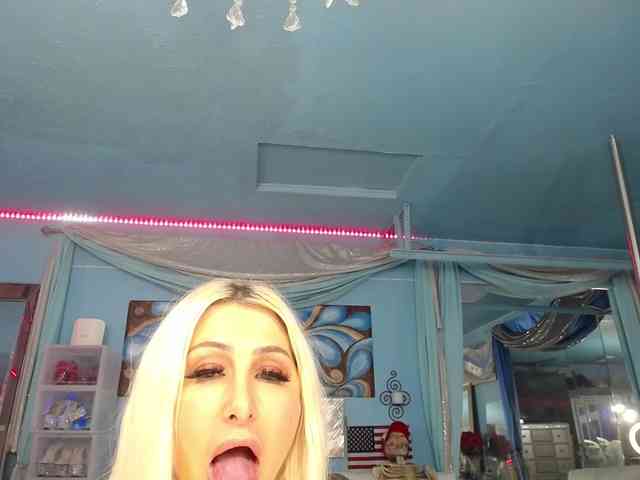 adrianna_fox