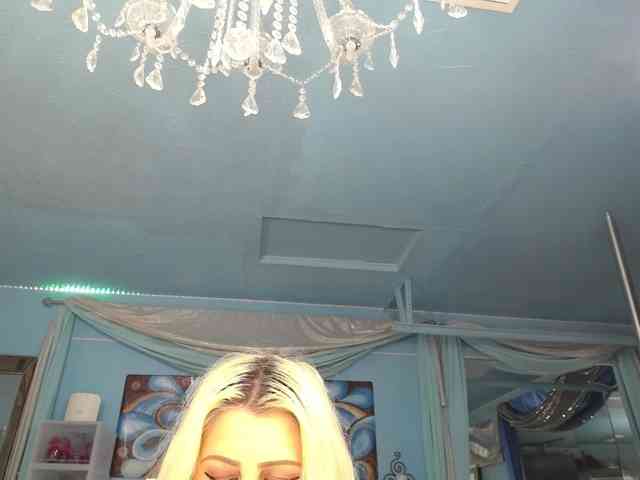 adrianna_fox