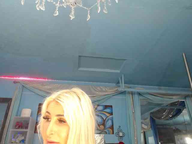 adrianna_fox