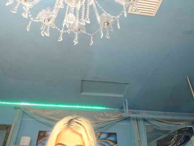 adrianna_fox webcam