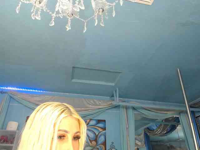 adrianna_fox webcam