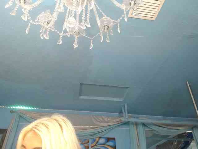 adrianna_fox