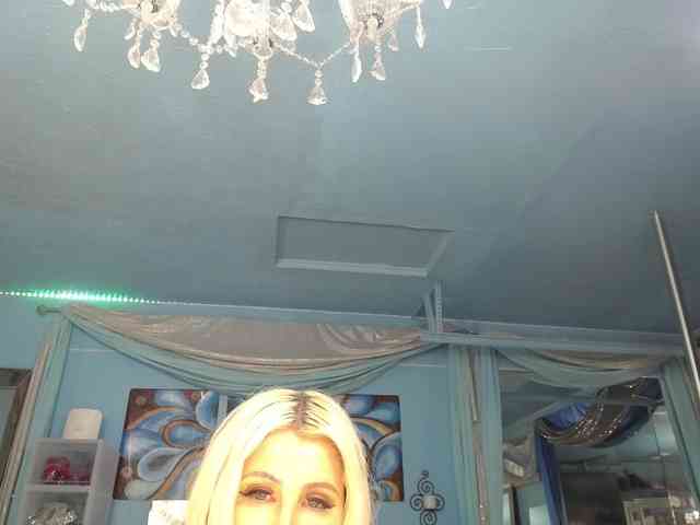 adrianna_fox