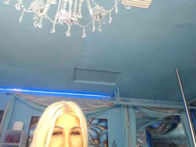 adrianna_fox webcam