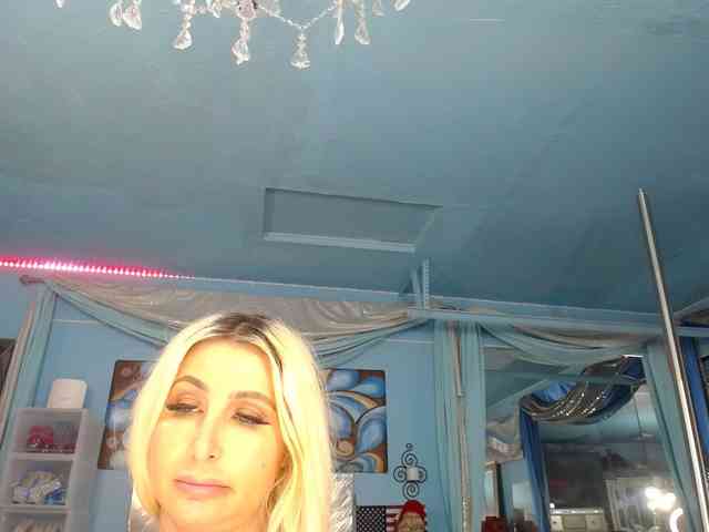 adrianna_fox webcam