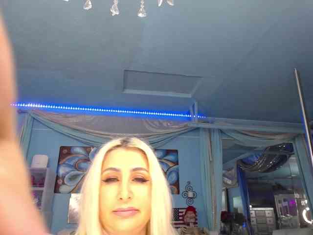 adrianna_fox webcam