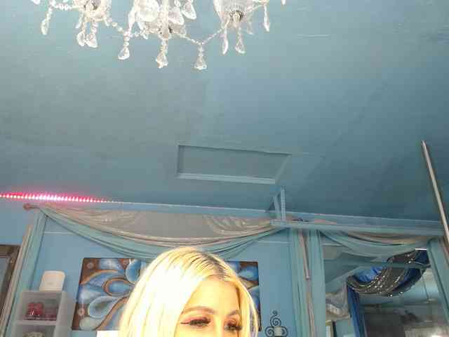 adrianna_fox