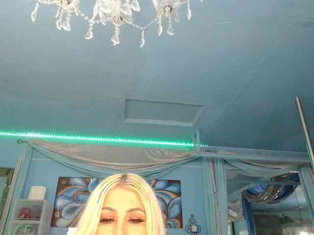 adrianna_fox webcam