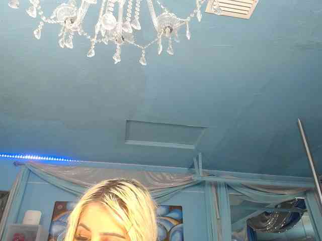 adrianna_fox