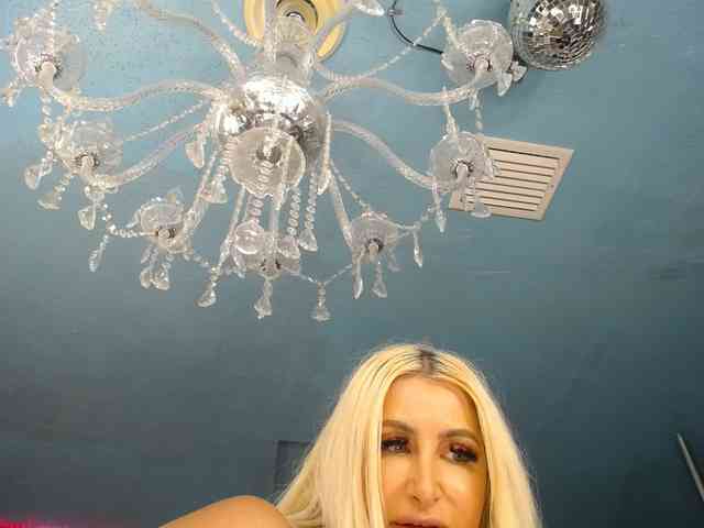 adrianna_fox webcam