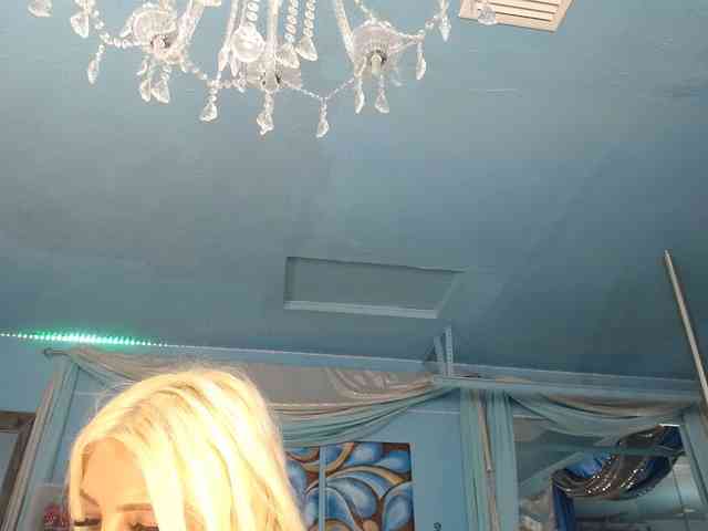 adrianna_fox webcam