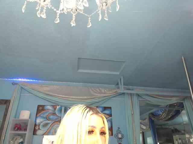 adrianna_fox webcam