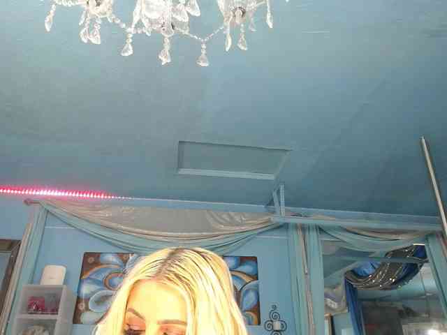 adrianna_fox webcam