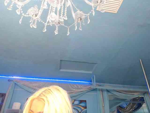 adrianna_fox webcam
