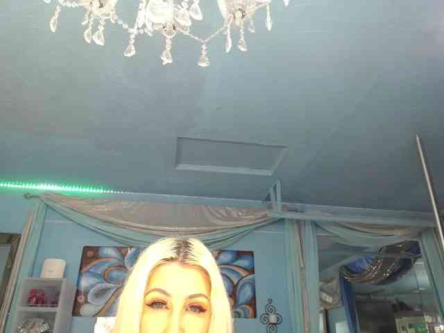 adrianna_fox webcam