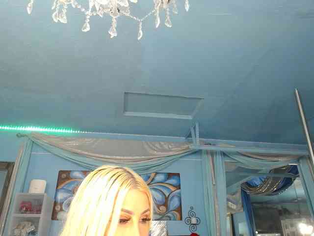 adrianna_fox webcam
