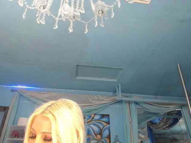 adrianna_fox webcam