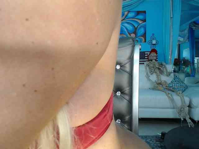 adrianna_fox webcam