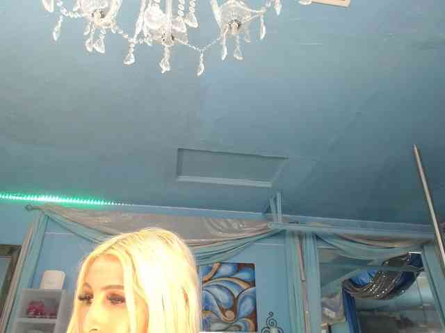 adrianna_fox webcam