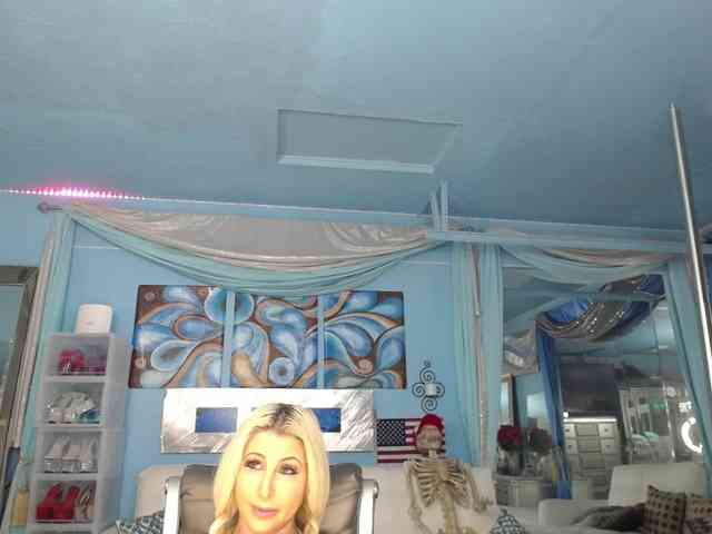 adrianna_fox webcam