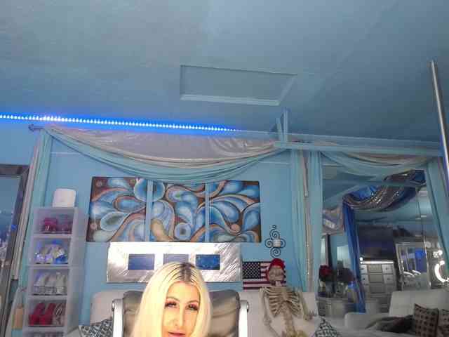 adrianna_fox webcam