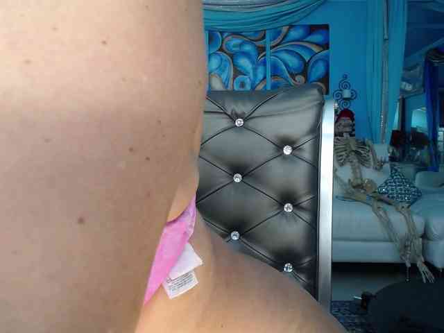 adrianna_fox webcam