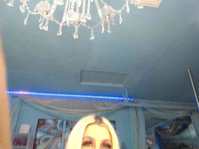 adrianna_fox webcam