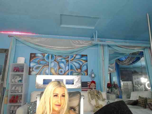 adrianna_fox webcam